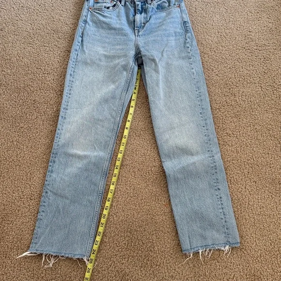 Topshop High Rise Straight Leg Jeans Light Wash Frayed Hem Size 25 - Picture 5 of 7